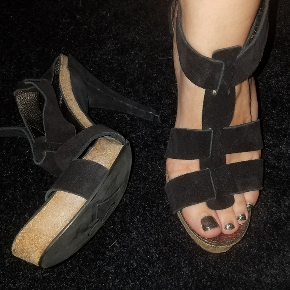 NWOT Pedro Garcia Designer Heels